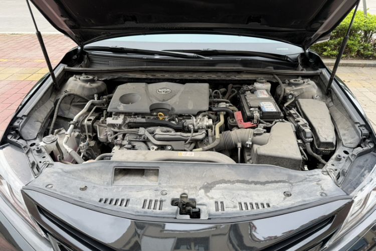 Used Toyota Camry 2022 2.0S Knight Edition Engine Bay