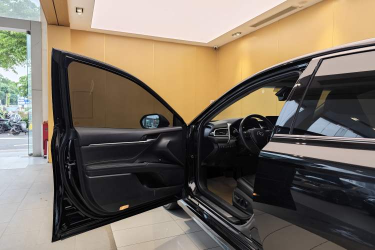 Used Toyota Camry 2022 2.0S Knight Edition Exterior 1