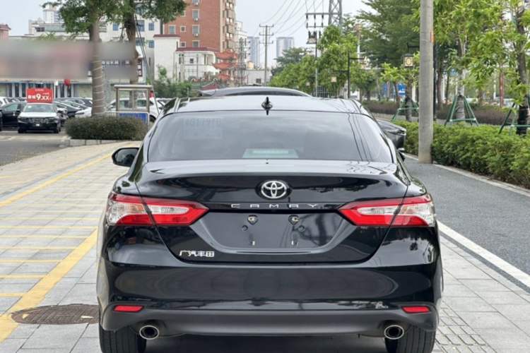 Used Toyota Camry 2022 2.0GVP Premier Edition Exterior 4