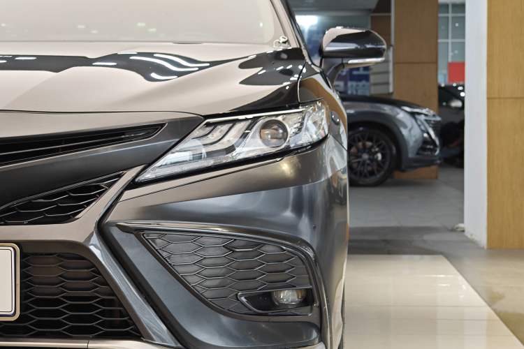 Used Toyota Camry 2022 2.0S Knight Edition Exterior 6
