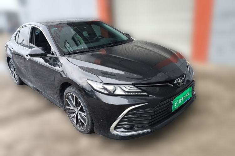 Used Toyota Camry  Front Right 45 Deg