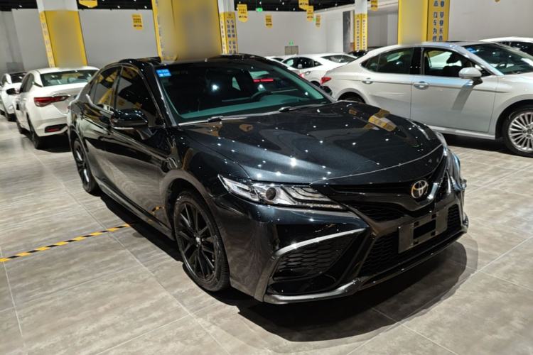 Used Toyota Camry 2022 2.5S Knight Edition Front Right 45 Deg