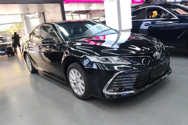 Used Toyota Camry 2022 2.0GVP Premier Edition Front Right 45 Deg