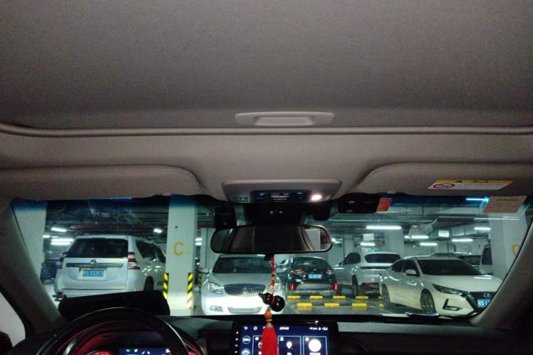 Used Toyota Camry 2022 2.0S Knight Edition Headliner