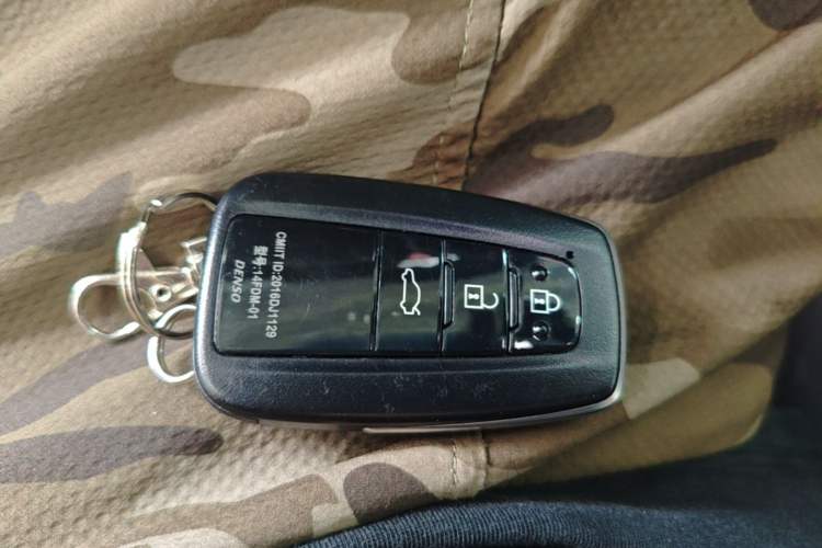 Used Toyota Camry 2022 2.0S Knight Edition Interior 1