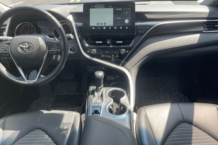 Used Toyota Camry 2022 2.0S Knight Edition Interior 7