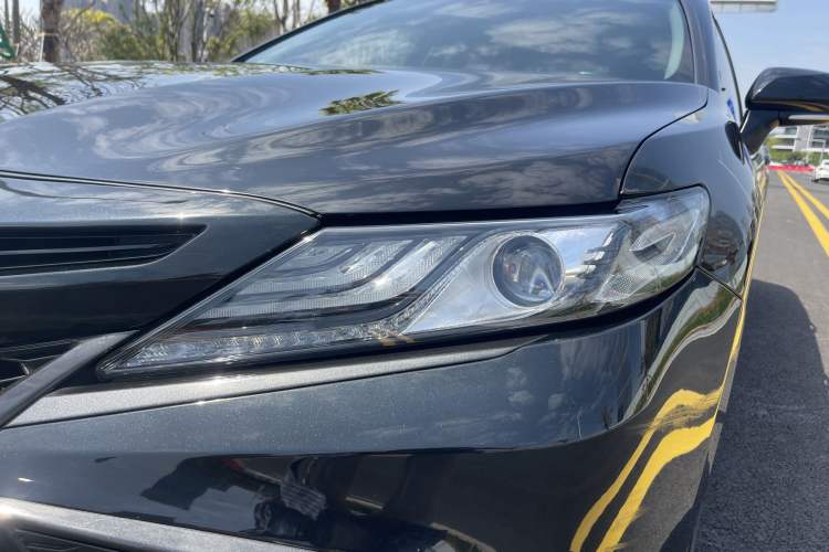 Used Toyota Camry 2022 2.0S Knight Edition Left Front Headlight