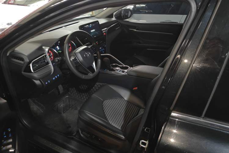 Used Toyota Camry 2022 2.0S Knight Edition Left Front Seat
