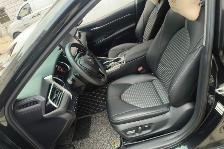 Used Toyota Camry 2022 2.0S Knight Edition Left Front Seat