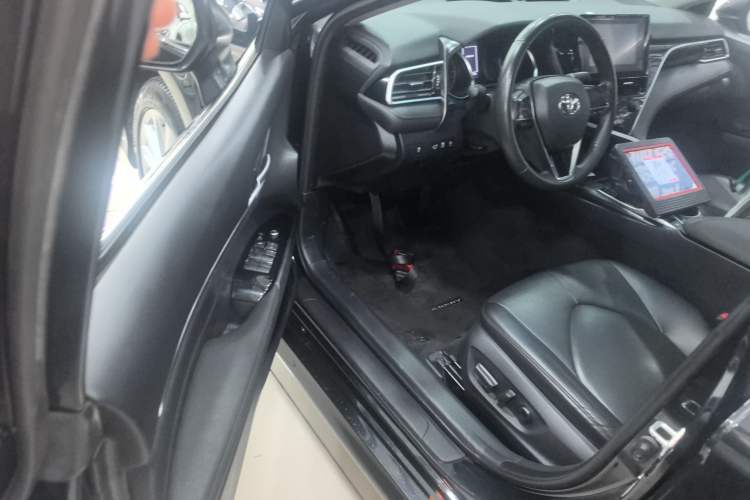 Used Toyota Camry 2022 2.0GVP Premier Edition Left Front Seat