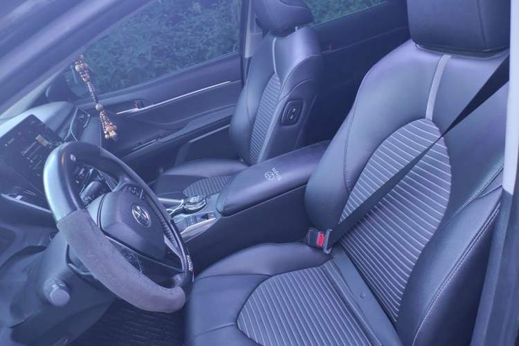 Used Toyota Camry 2022 2.5S Knight Edition Left Front Seat