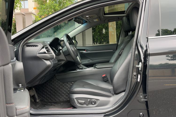 Used Toyota Camry 2022 2.0GVP Premier Edition Left Front Seat