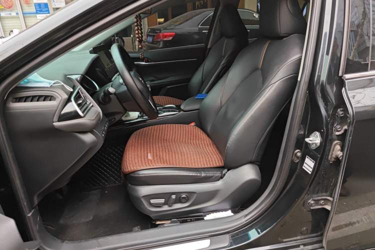 Used Toyota Camry 2022 2.0GVP Premier Edition Left Front Seat