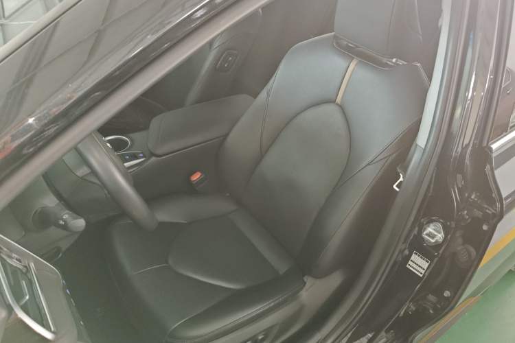 Used Toyota Camry 2022 2.0GVP Premier Edition Left Front Seat