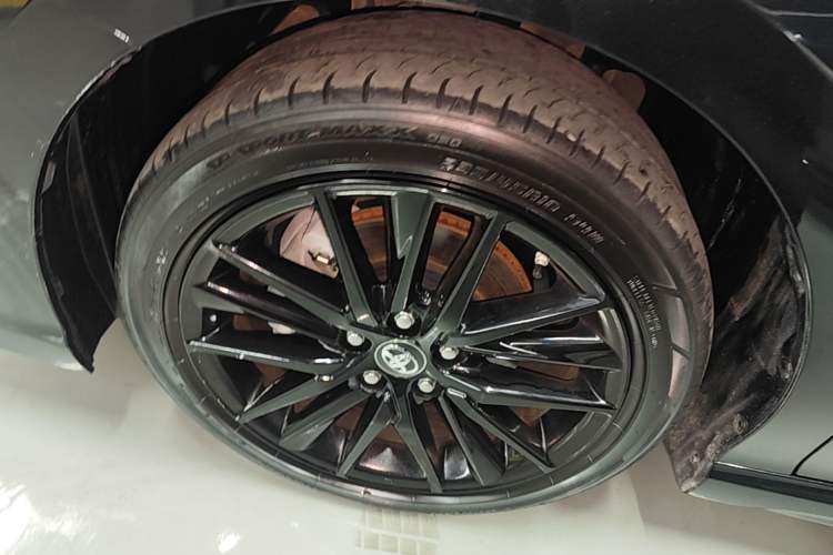 Used Toyota Camry 2022 2.0S Knight Edition Left Front Wheel Hub