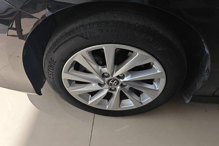 Used Toyota Camry 2022 2.0GVP Premier Edition Left Front Wheel Hub
