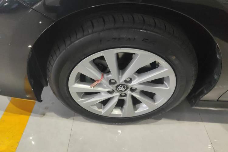 Used Toyota Camry 2022 2.0GVP Premier Edition Left Front Wheel Hub