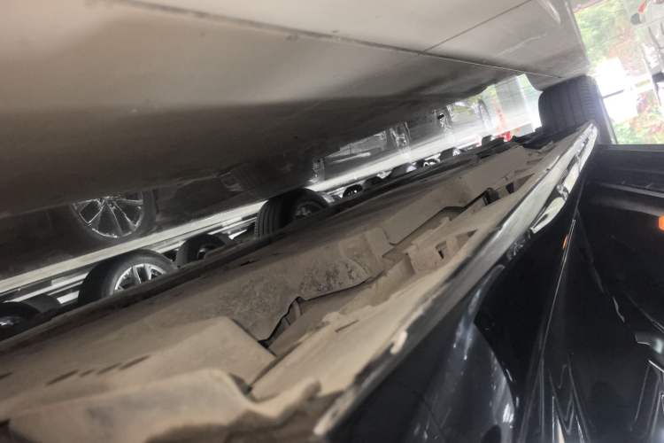 Used Toyota Camry 2022 2.0GVP Premier Edition Left Side Sill