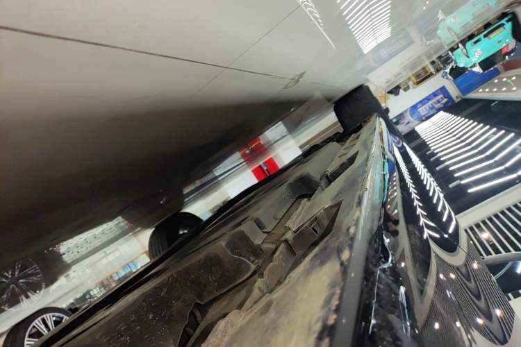 Used Toyota Camry 2022 2.0GVP Premier Edition Left Side Sill