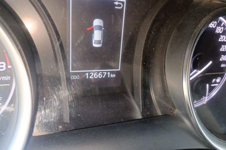 Used Toyota Camry 2022 2.0GVP Premier Edition Odometer Close Up