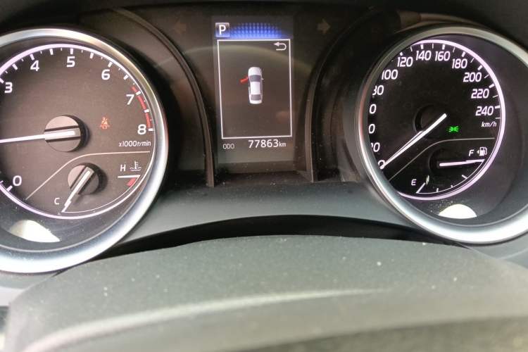 Used Toyota Camry 2022 2.0GVP Premier Edition Odometer Close Up