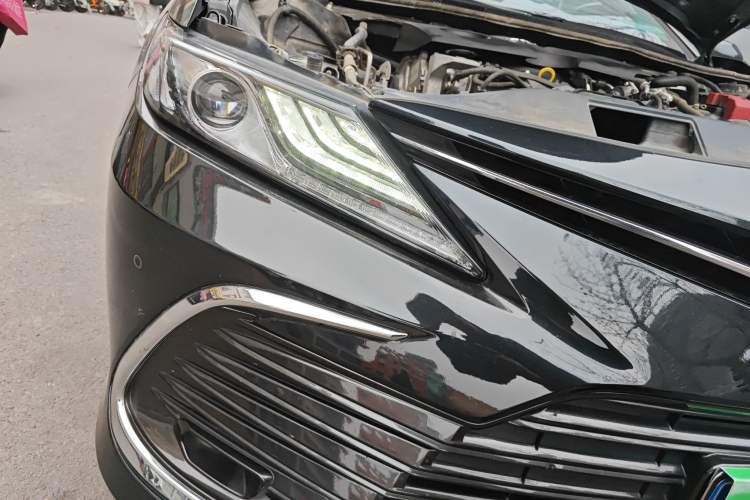 Used Toyota Camry 2022 2.0GVP Premier Edition Right Front Headlight