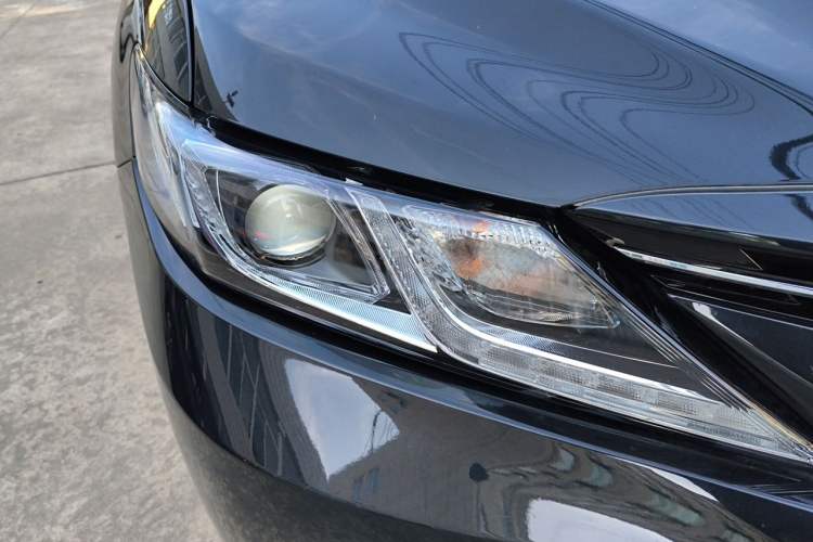 Used Toyota Camry 2022 2.0GVP Premier Edition Right Front Headlight