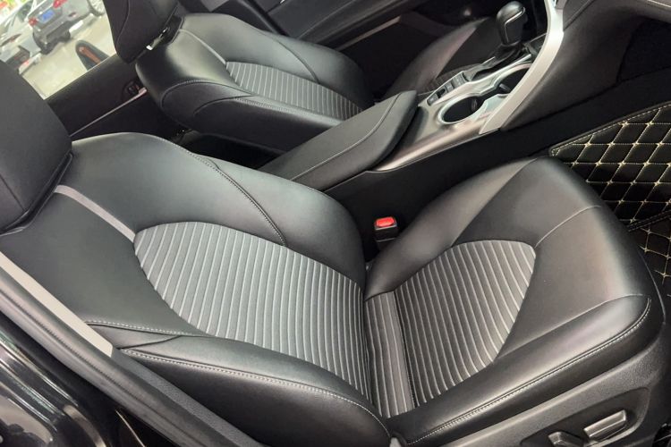 Used Toyota Camry 2022 2.5S Knight Edition Right Front Seat