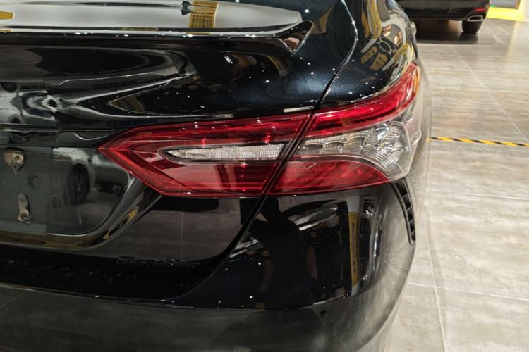 Used Toyota Camry 2022 2.5S Knight Edition Right Rear Taillight