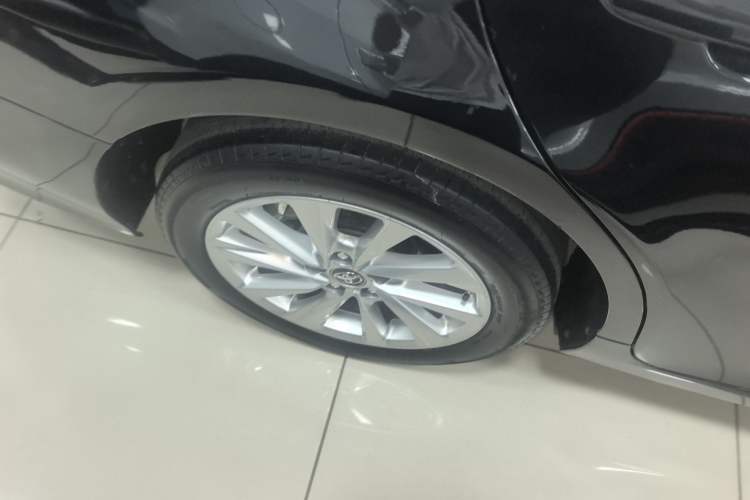 Used Toyota Camry 2022 2.0GVP Premier Edition Right Rear Wheel Hub
