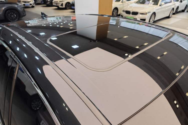 Used Toyota Camry 2022 2.0S Knight Edition Roof