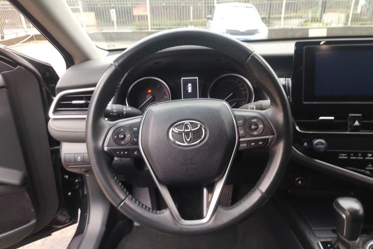 Used Toyota Camry 2022 2.0GVP Premier Edition Steering Wheel