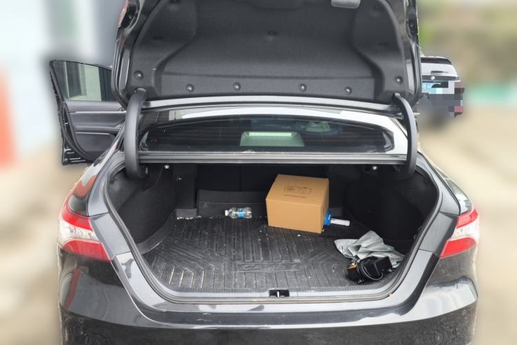 Used Toyota Camry  Trunk