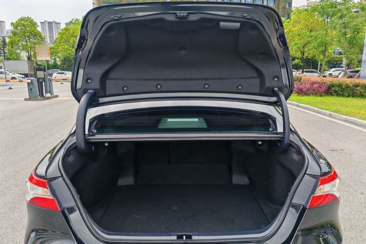 Used Toyota Camry 2022 2.0GVP Premier Edition Trunk