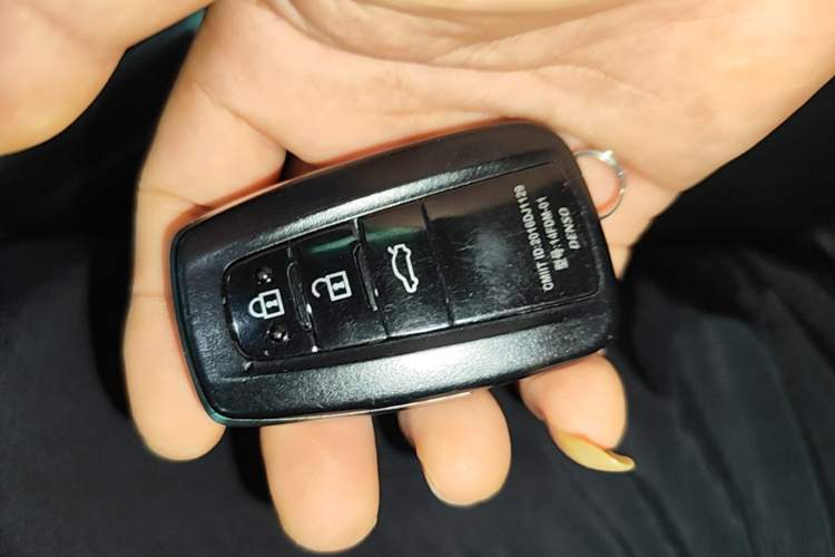 Used Toyota Camry 2022 2.0S Knight Edition Vehicle Key