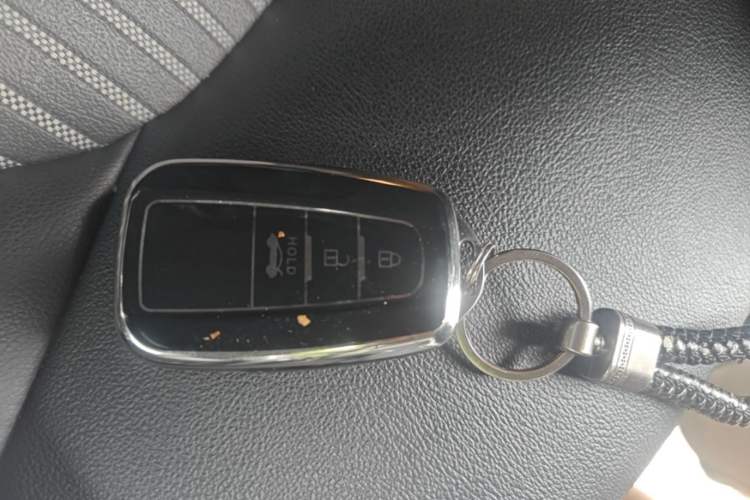 Used Toyota Camry 2022 2.0S Knight Edition Vehicle Key