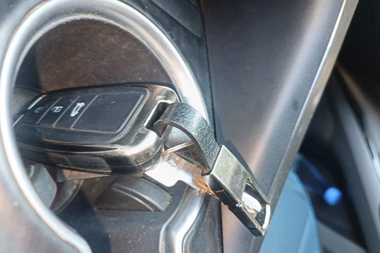 Used Toyota Camry 2022 2.0GVP Premier Edition Vehicle Key