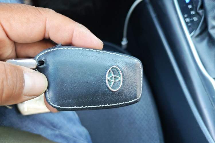 Used Toyota Camry 2022 2.0GVP Premier Edition Vehicle Key