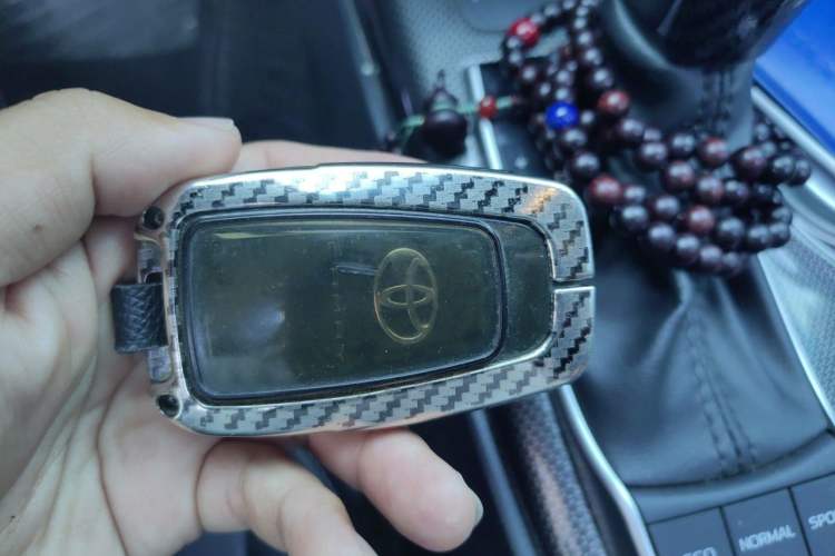 Used Toyota Camry 2022 2.5S Knight Edition Vehicle Key