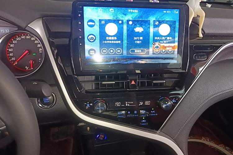 Used Toyota Camry 2022 2.0S Knight Edition Audio And AC Panel