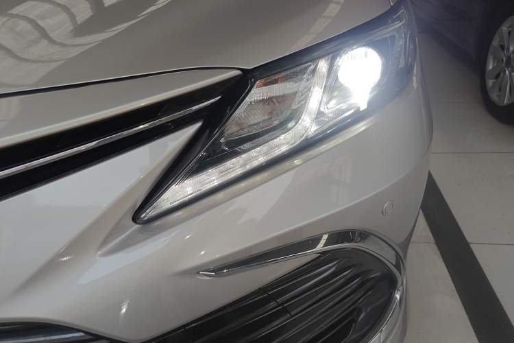 Used Toyota Camry 2022 2.0GVP Premier Edition Left Front Headlight