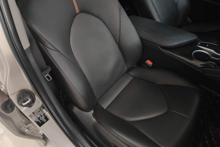 Used Toyota Camry 2022 2.0GVP Premier Edition Right Front Seat