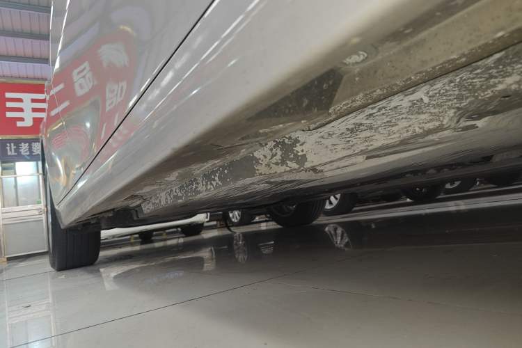 Used Toyota Camry 2022 2.0GVP Premier Edition Right Side Sill