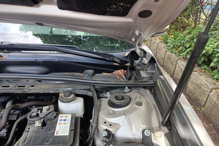 Used Toyota Camry 2022 2.0GVP Premier Edition Engine Bay Left