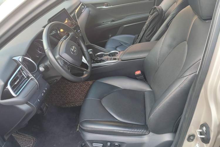 Used Toyota Camry 2022 2.0GVP Premier Edition Left Front Seat