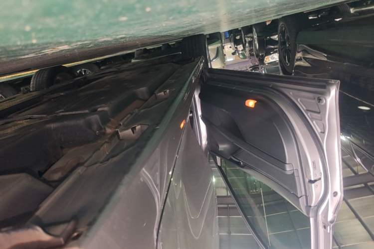 Used Toyota Camry 2022 2.0GVP Premier Edition Left Side Sill
