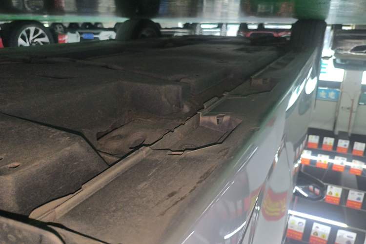 Used Toyota Camry 2022 2.0GVP Premier Edition Left Side Sill