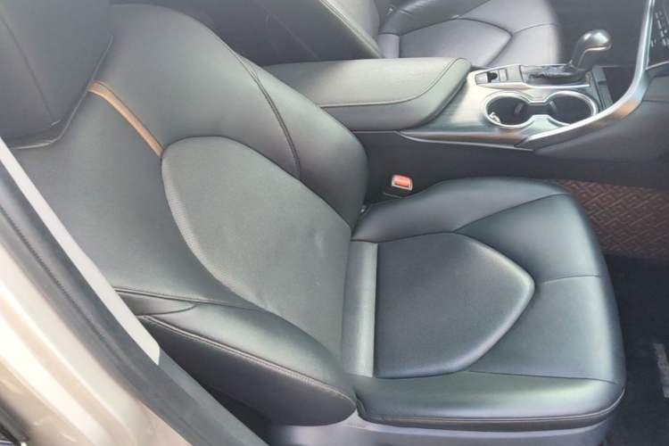 Used Toyota Camry 2022 2.0GVP Premier Edition Right Front Seat