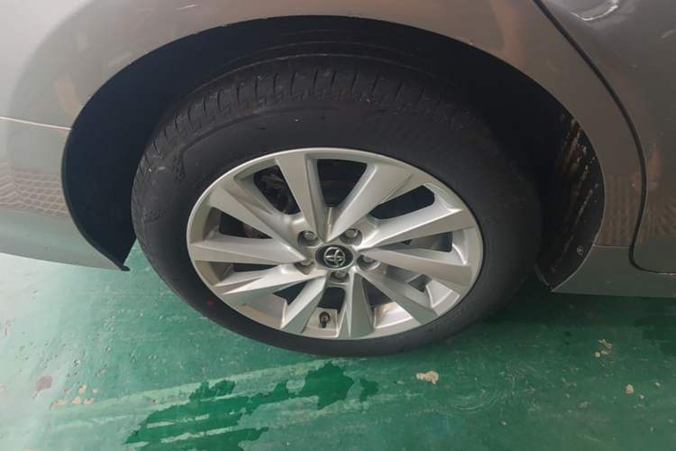 Used Toyota Camry 2022 2.0GVP Premier Edition Right Rear Wheel Hub