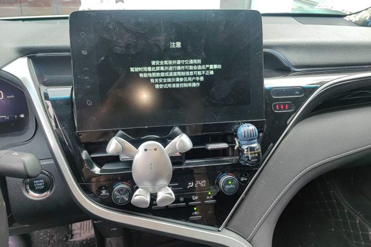 Used Toyota Camry 2022 2.5S Knight Edition Audio And AC Panel